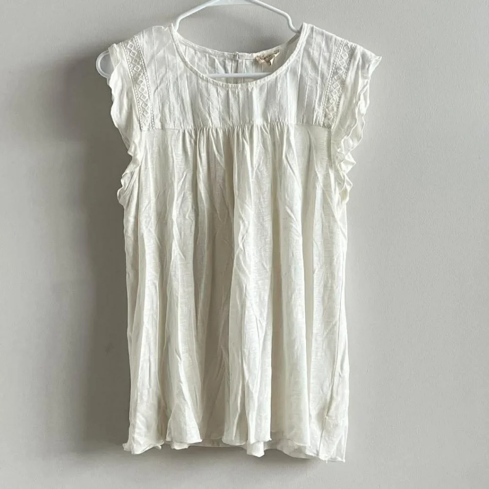 Hem & Thread Cream Ruffle Sleeve Casual Top - Picture 2 of 3